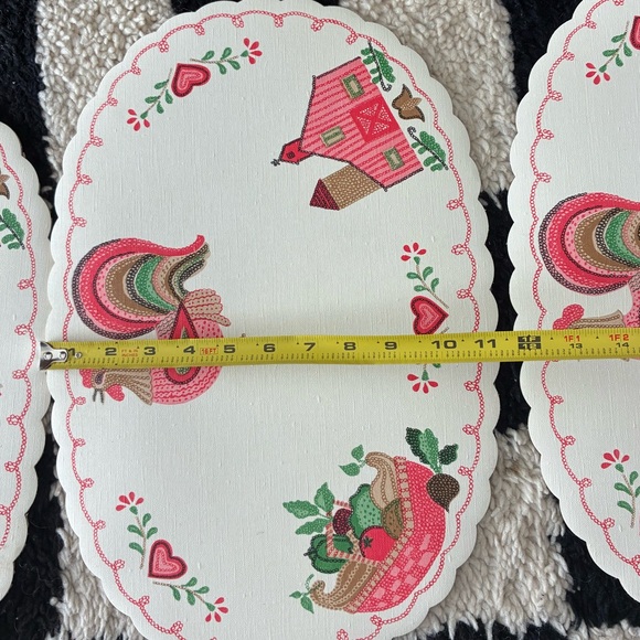 Vintage Retro Chicken Farmhouse Vinyl Oval Placemats - Picture 12 of 12